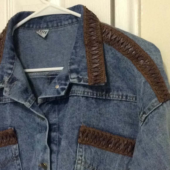 Jean Jacket w/Leather Trim (L-XL) - Picture 1 of 9